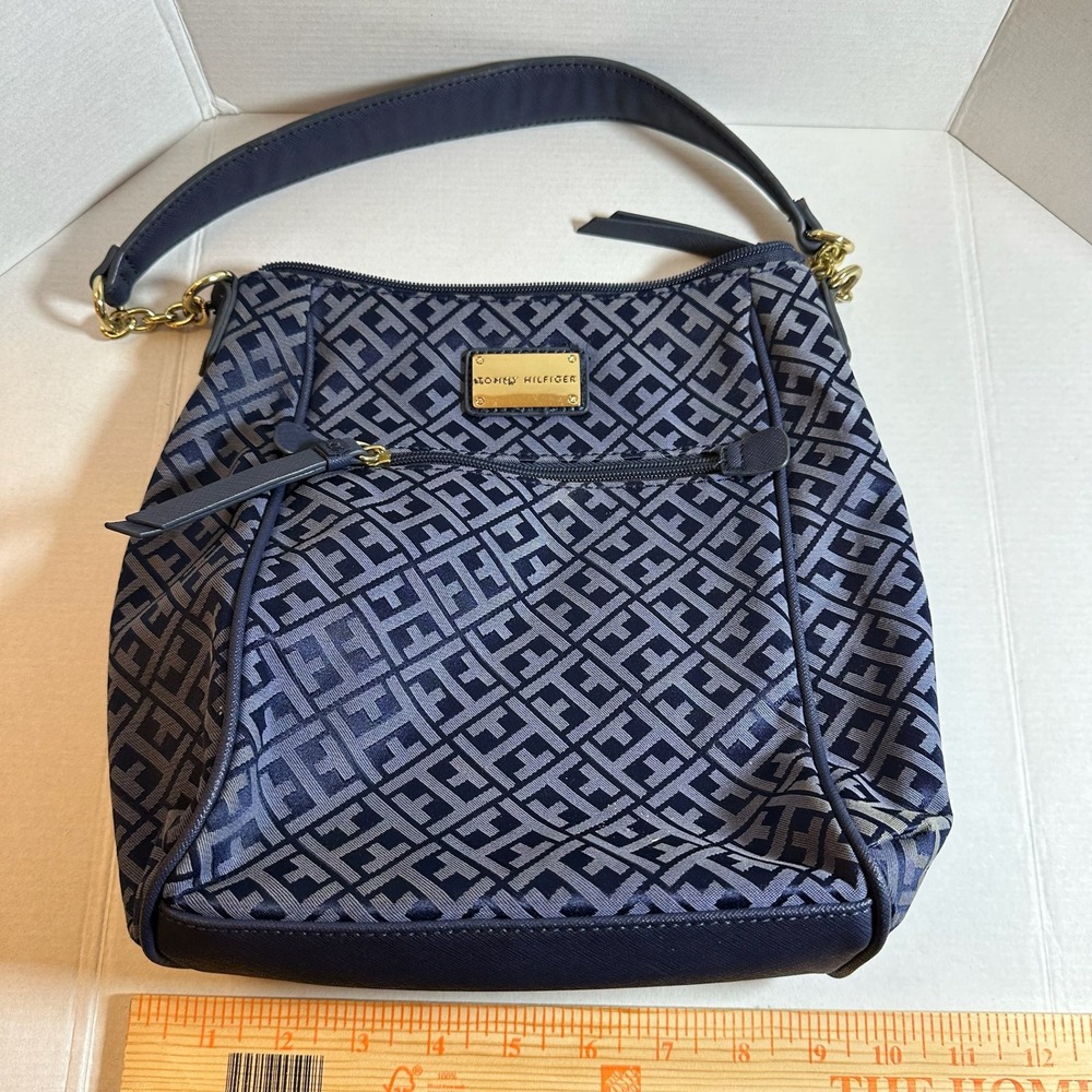 Tommy Hilfiger Hobo Bag‎ Womens Medium Navy Silver Monogram Jacquard